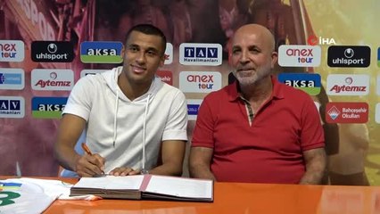 Welinton 3 yıl daha Alanyaspor'da