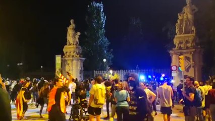 La concentración ante el Parlament se traslada fuera de la Ciutadella