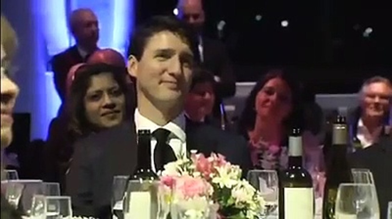 Jagmeet Singh Gets Canadian Ministers and PM Trudeau to Do Bhangra