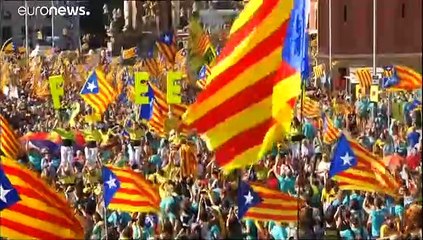 Barcellona: l'orgoglio indipendentista celebra la Diada. Seicentomila persone in piazza
