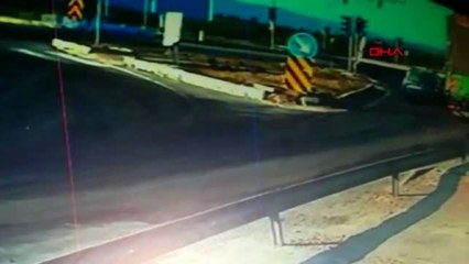 Bursa kırmızı ışıkta geçen tır ortalığı savaş alanına çevirdi: 4 ağır yaralı