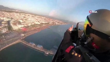 SOLOTÜRK'ün Mysia gösterisi kokpitten böyle görüntülendi