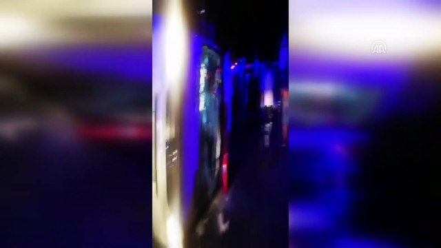 Yolcu minibüsüyle otomobil çarpıştı: 14 yaralı - MUĞLA