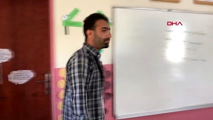 Kars üniversite öğrencisinden köyünde ingilizce kursu