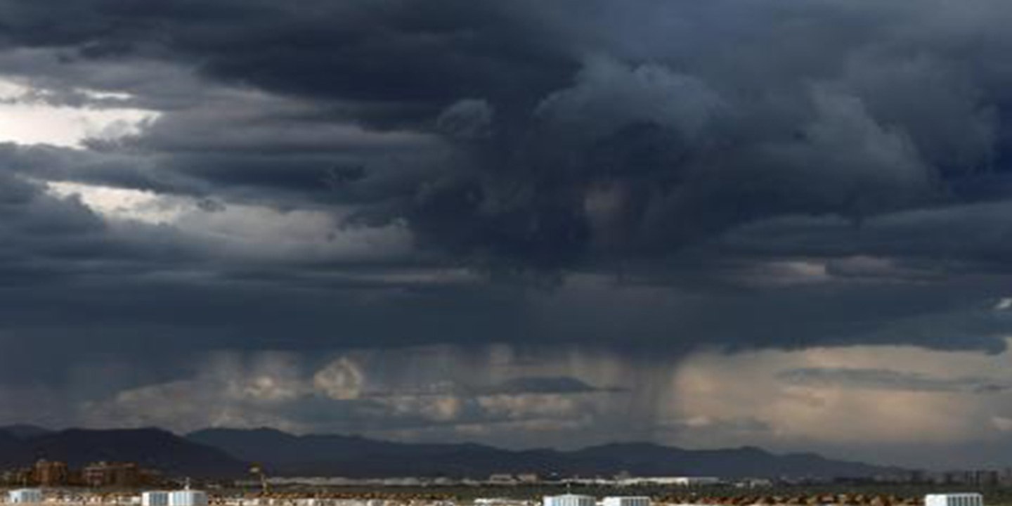 La gota fría llega con mucha fuerza a Baleares, Comunidad Valenciana y Murcia con lluvias intensas y ríos desbordados