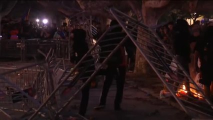La Diada termina con fuertes disturbios frente al Parlament