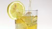 Voilà pourquoi vous devez éviter les tranches de citron dans vos boissons au bar et au restaurant