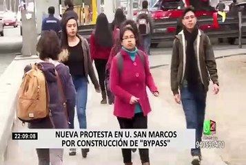 Alumnos de la UNMSM bloquean avenida Venezuela en rechazo a obras del bypass