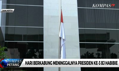 Bendera Setengah Tiang untuk BJ Habibie