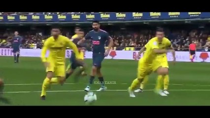 futbolcuların rakiplerini madara ettiği en efsane anlar cengiz ünder efsane :)