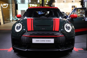 Mini Clubman JCW : notre vidéo au Salon de Francfort 2019