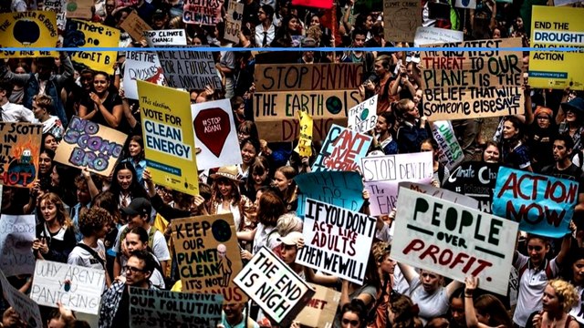 Açık Radyo'nun 'Küresel İklim Grevi Yayınları' T24'te: İklim için lâf değil grev var, grev!