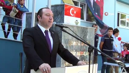 Ayvalık’ta Vali Yazıcı’dan Sakarya İlkokulunun yeni binasına görkemli açılış