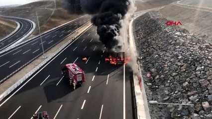 Kuzey marmara otoyolunda tır dorsesi yandı 1