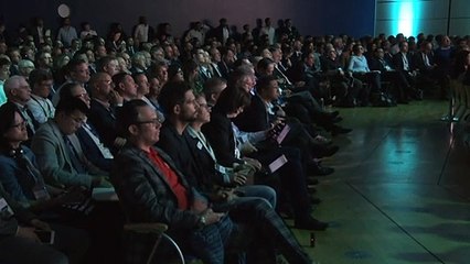 Merkel inaugura Salão de Frankfurt