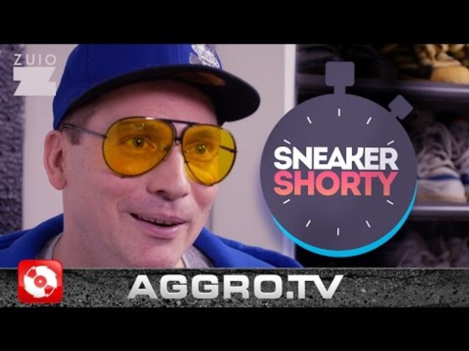 BEE LOW - SNEAKER SHORTY -TURNSCHUH.TV AUF AGGROTV