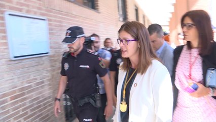 La alcaldesa de Móstoles revoca a su hermana