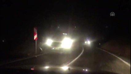 Diyarbakır'da sivillere yönelik terör saldırısı (4) - Ambulansların geçişi