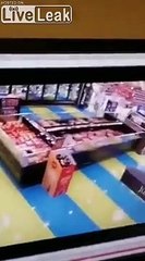 Gastro : elle ne peut se retenir au supermarché pendant ses courses