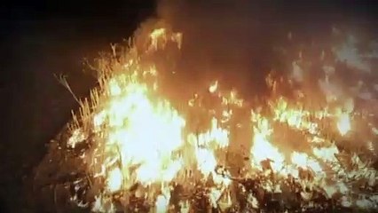 Samuel saves Isabelle from a plantation fire