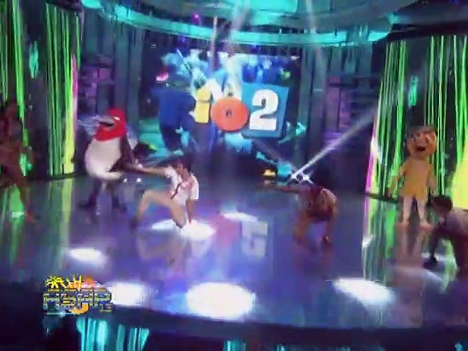 A fun treat from today's hottest teen idols Julia, Liza %26 Jane