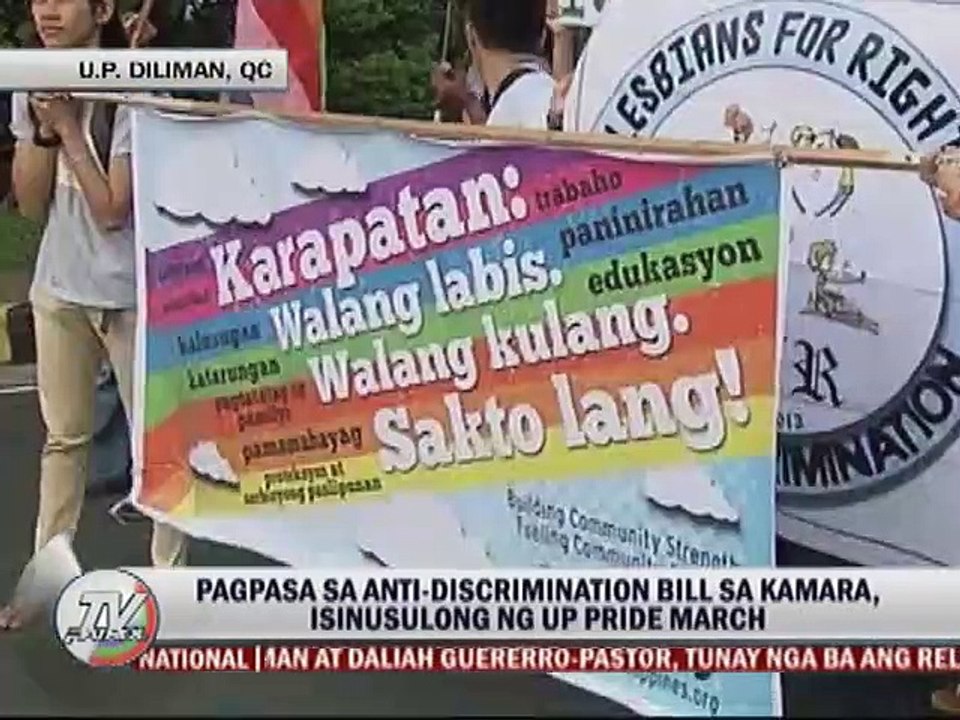 Halos 1,000 estudyante, sumali sa UP Pride March