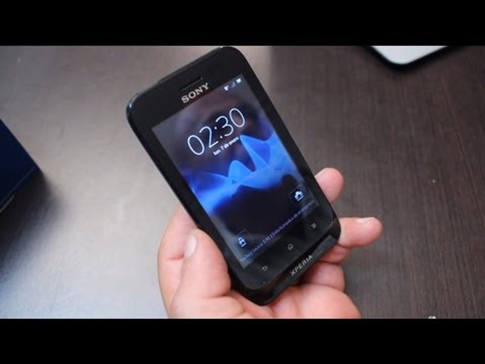 Unboxing: Sony Xperia Tipo
