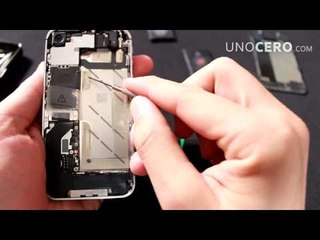 ¿Cómo cambiar la batería del iPhone 4S?
