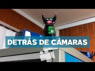 Los Dioses del Matukplex, el Preguntómetro y hoy es mi cumpleaños - #DetrásDeCámaras