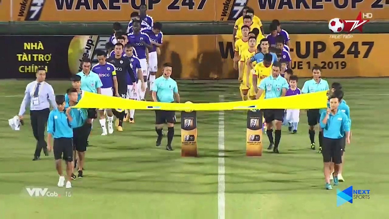 Văn Quyết "đại náo" Hàng Đẫy khi in dấu giày trong 5 bàn thắng trước Nam Định | HANOI FC