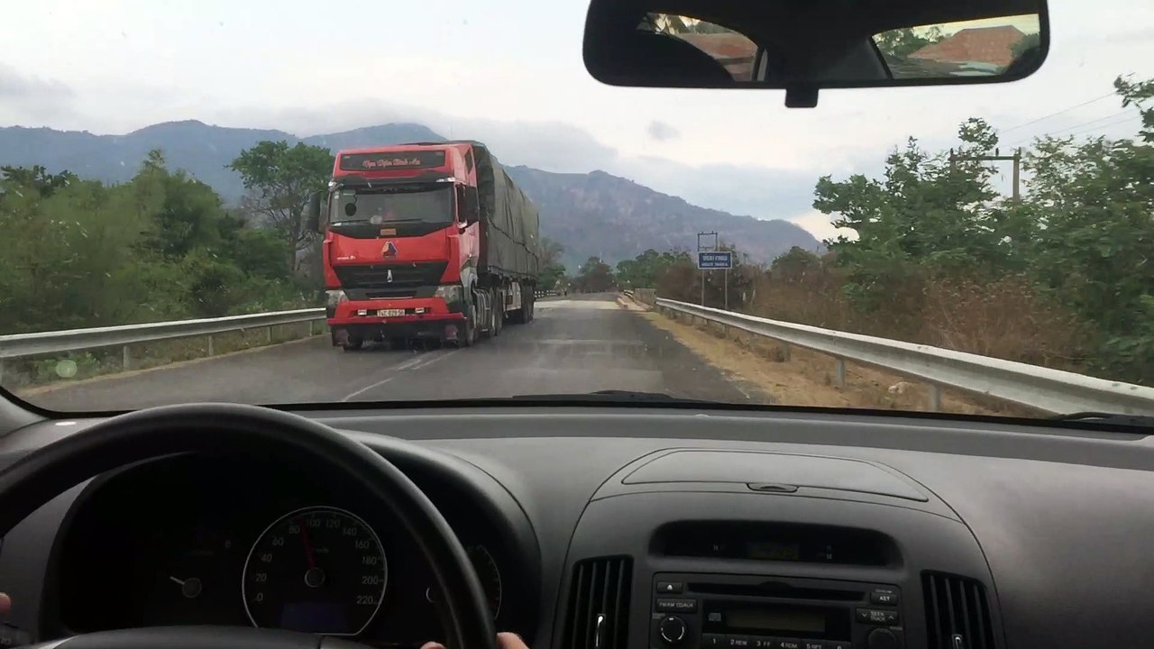 Driving in Laos P2