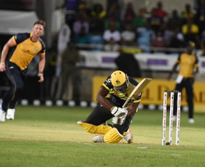 Andre Russell Suffers Brutal Blow On Helmet in CPL | Oneindia Malayalam