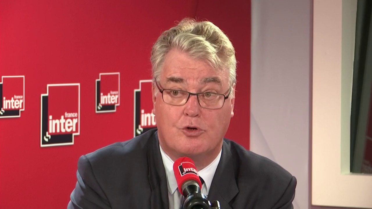 Jean-Paul Delevoye : "A métier identique, retraite identique : comment justifier qu'un chauffeur de bus à Bordeaux n'ait pas la même retraite que le chauffeur de bus à Paris. C'est fini, nous l'avons dit, nous l'assumons"