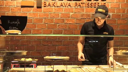 Bin dolara altın kaplamalı baklava - CAKARTA