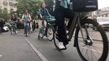 Faute de métros ou de RER, de nombreux Parisiens optent pour le deux-roues ce vendredi