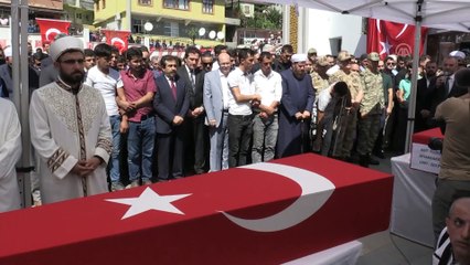 Bakan Soylu, şehit olan 7 sivilin cenaze törenine katıldı (1) - DİYARBAKIR