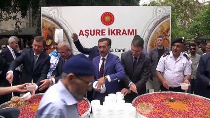 Cumhurbaşkanlığından vatandaşlara aşure ikramı - ANTALYA