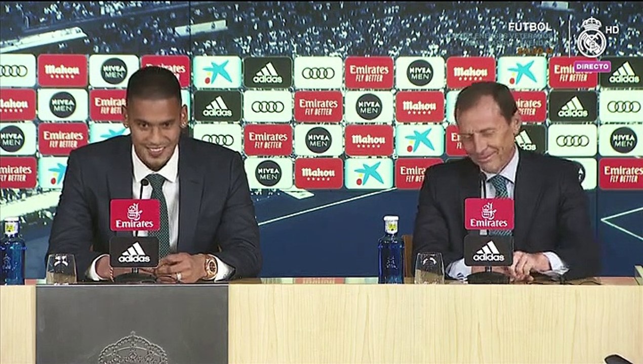 Areola, presentado con el Real Madrid: "Sé lo que representa llevar el '1' en este equipo, lo fue Casillas"