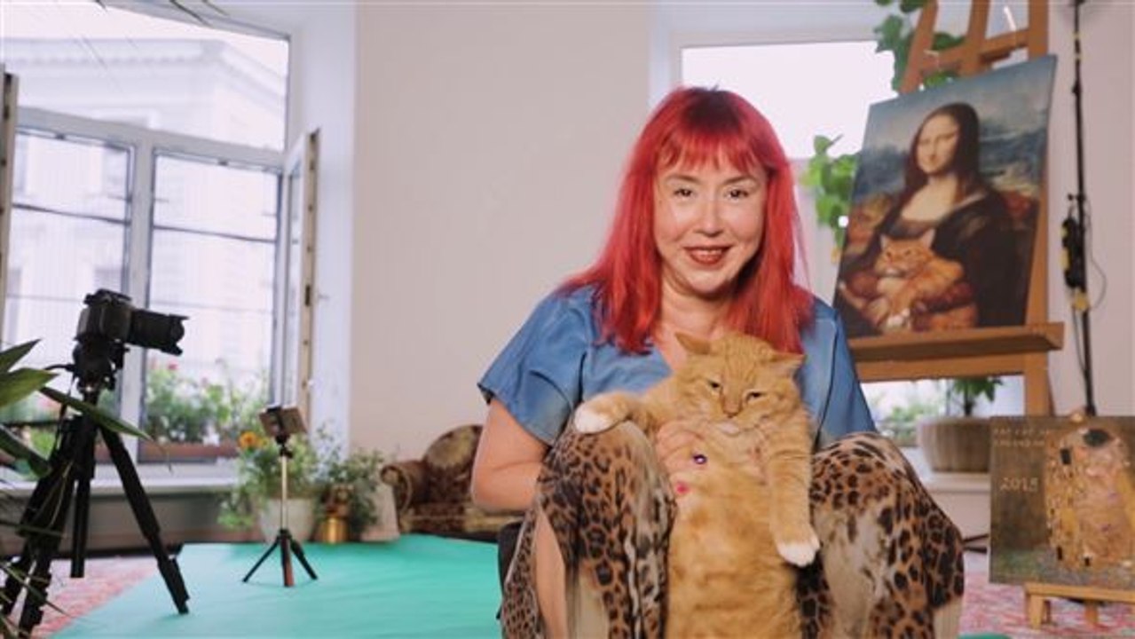 Inspire in a minute: cat-lady svetlana