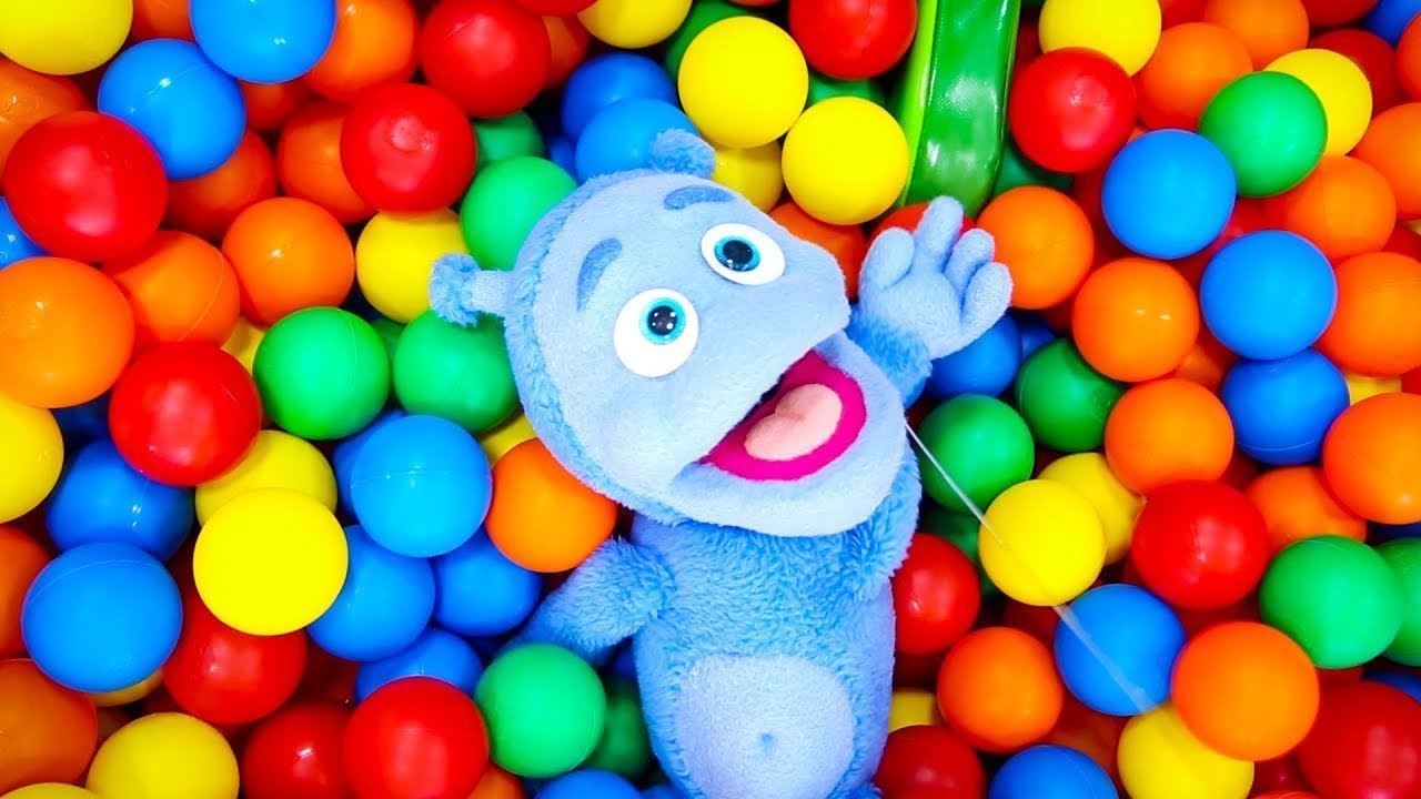 Great fun on playground with UBU the ALIEN! Join me at Jupi Park!