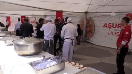 10 bin kişilik aşure kısa sürede tükendi