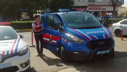 Yaşlı kadınları hedef alan dolandırıcı kıskıvrak yakalandı