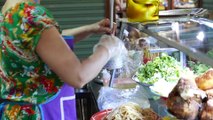 Vietnamese Hoi An Roadside Snacks Noodle Soup - He Fan Cao Liu Hu Xiaoqin