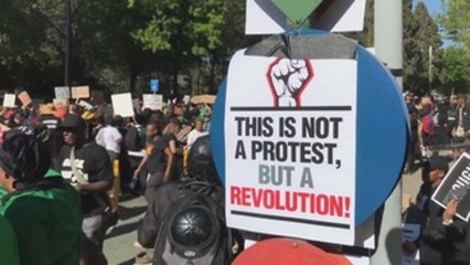 Las sudafricanas llevan a la Bolsa el clamor contra la violencia machista