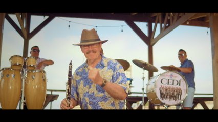 La Arrolladora Banda El Limón De René Camacho - Mía Desde Siempre