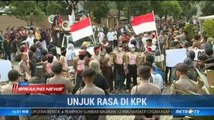 Pengunjuk Rasa di Depan Gedung KPK Bertambah