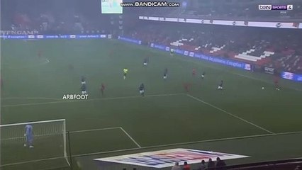 Premier but de Mehdi Merghem cette saison