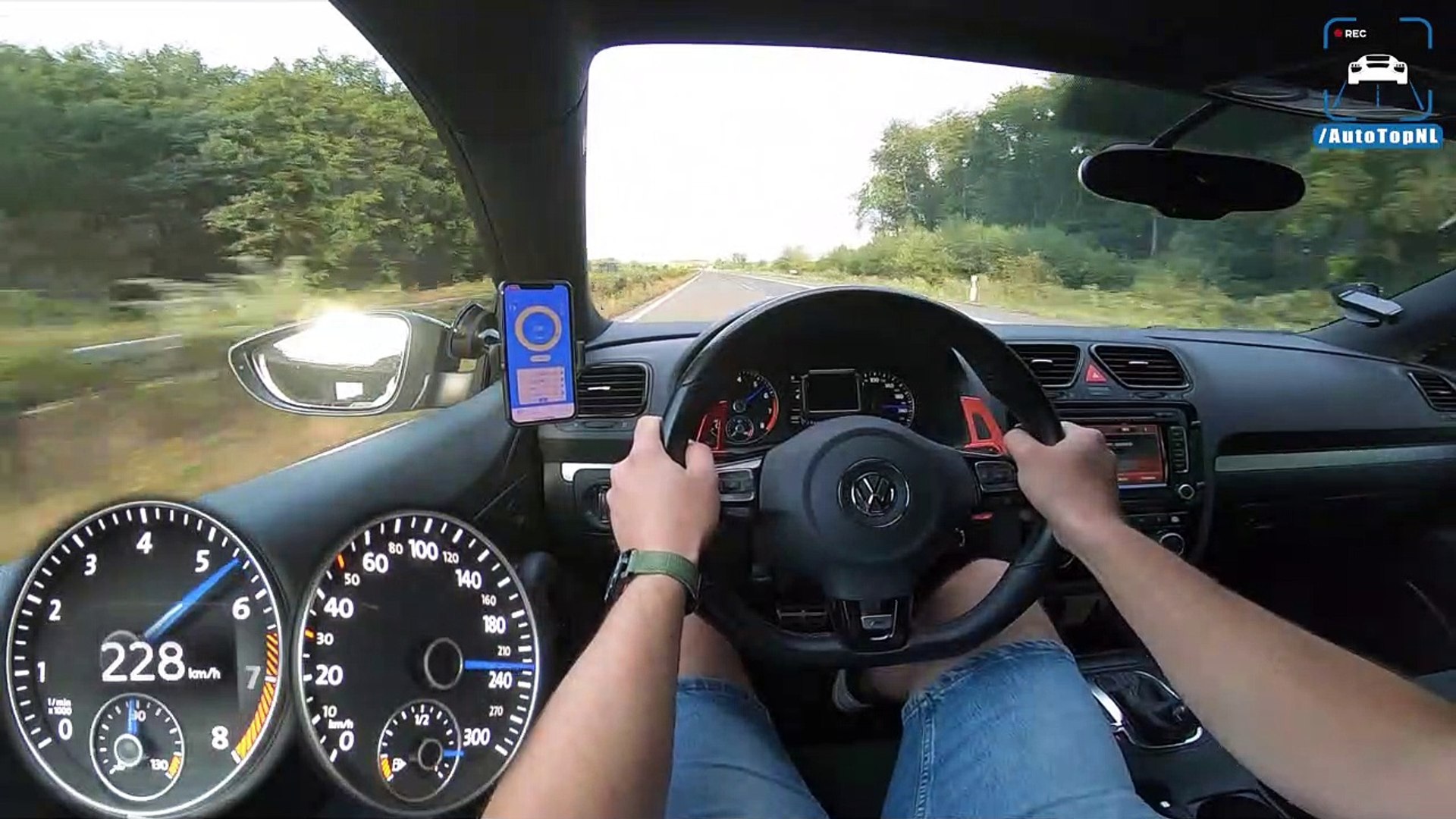 VW Lupo With 2.0 Turbo Looks Nervous At 158 MPH On The Autobahn