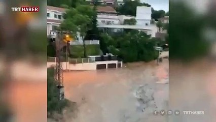 İspanya'da sel 4 can aldı