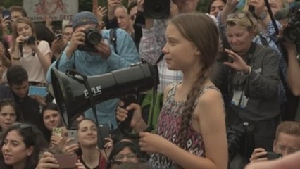 Greta Thunberg advierte frente a la Casa Blanca: "Nosotros continuaremos"